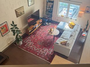 325 Queen St E #2D, Toronto, ON M5A1S9