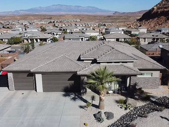 2nd image of 3731 E Mesa Rock Dr