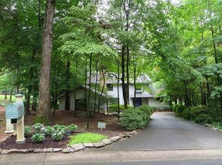 5 Oak Leaf Rd, Clover, SC 29710