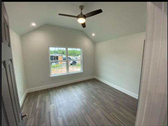 5th image of 101 Feather Way