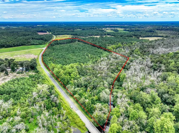 986 Blind Bridge Street, Magnolia, NC 28453