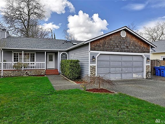 Sit on your front porch and enjoy the peace and beautiful mountain views!!!
