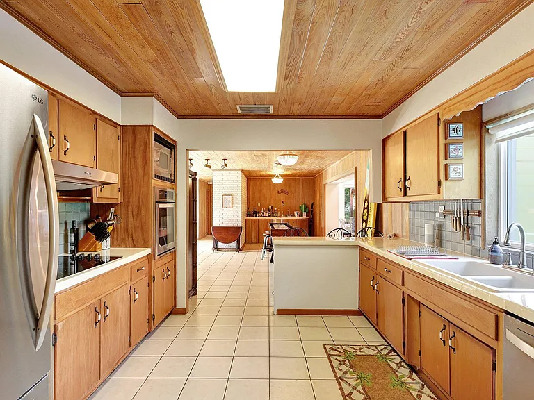 7501 S Indian River Dr — Photo 30