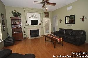 5th image of 13146 Maple Park Dr
