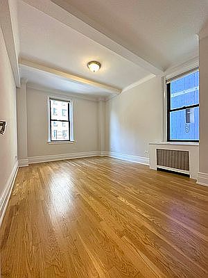 4th image of 736 W End Ave APT 5D