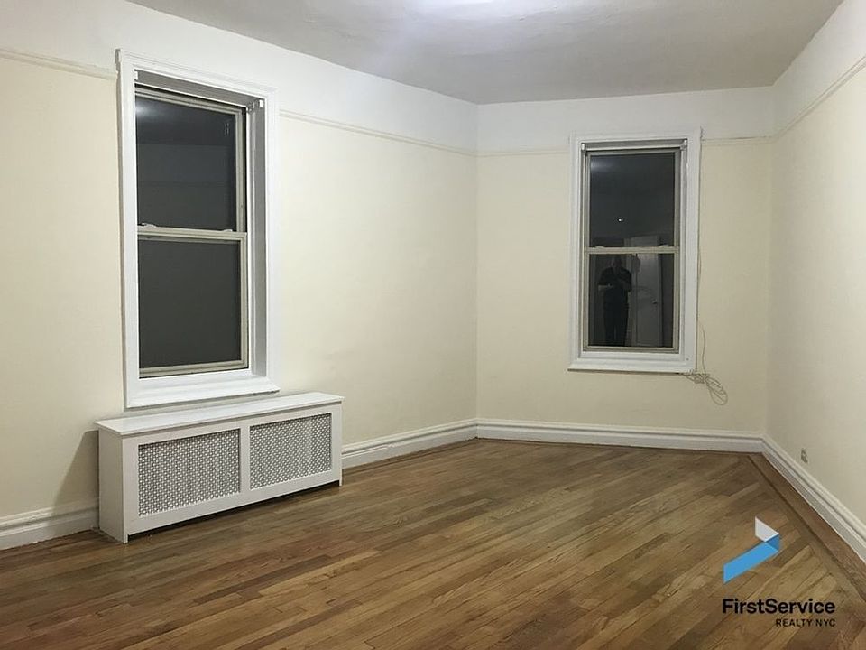 2nd image of 3900 Greystone Ave APT 22F