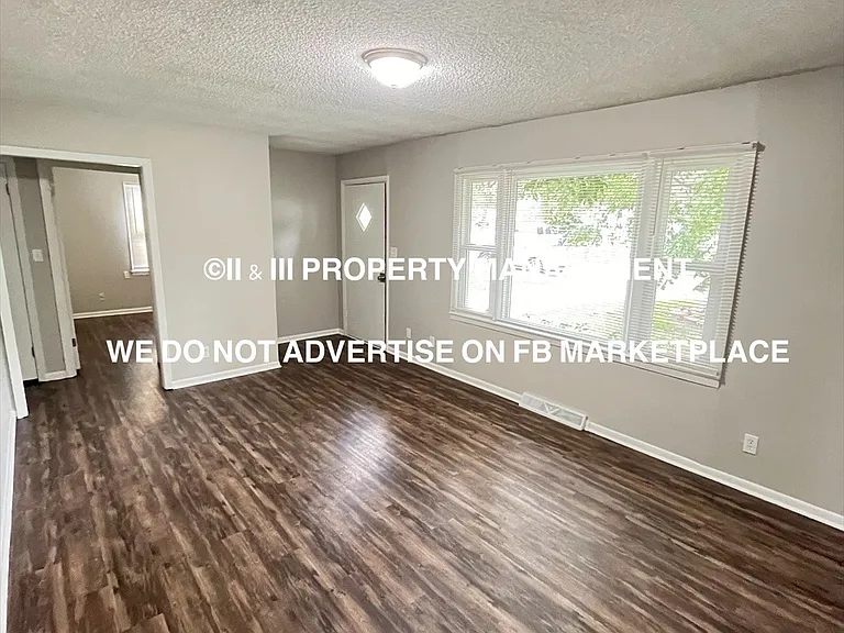 110 S Annie St — Photo 3