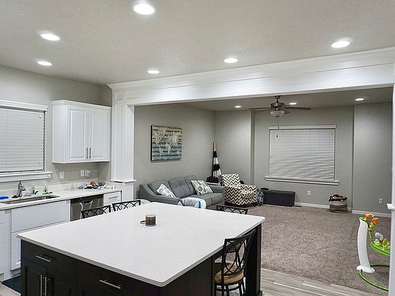 Kitchen & Living Room