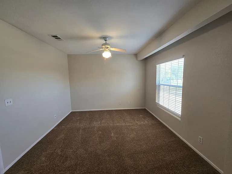 2804 Crystal Lantern Dr — Photo 16