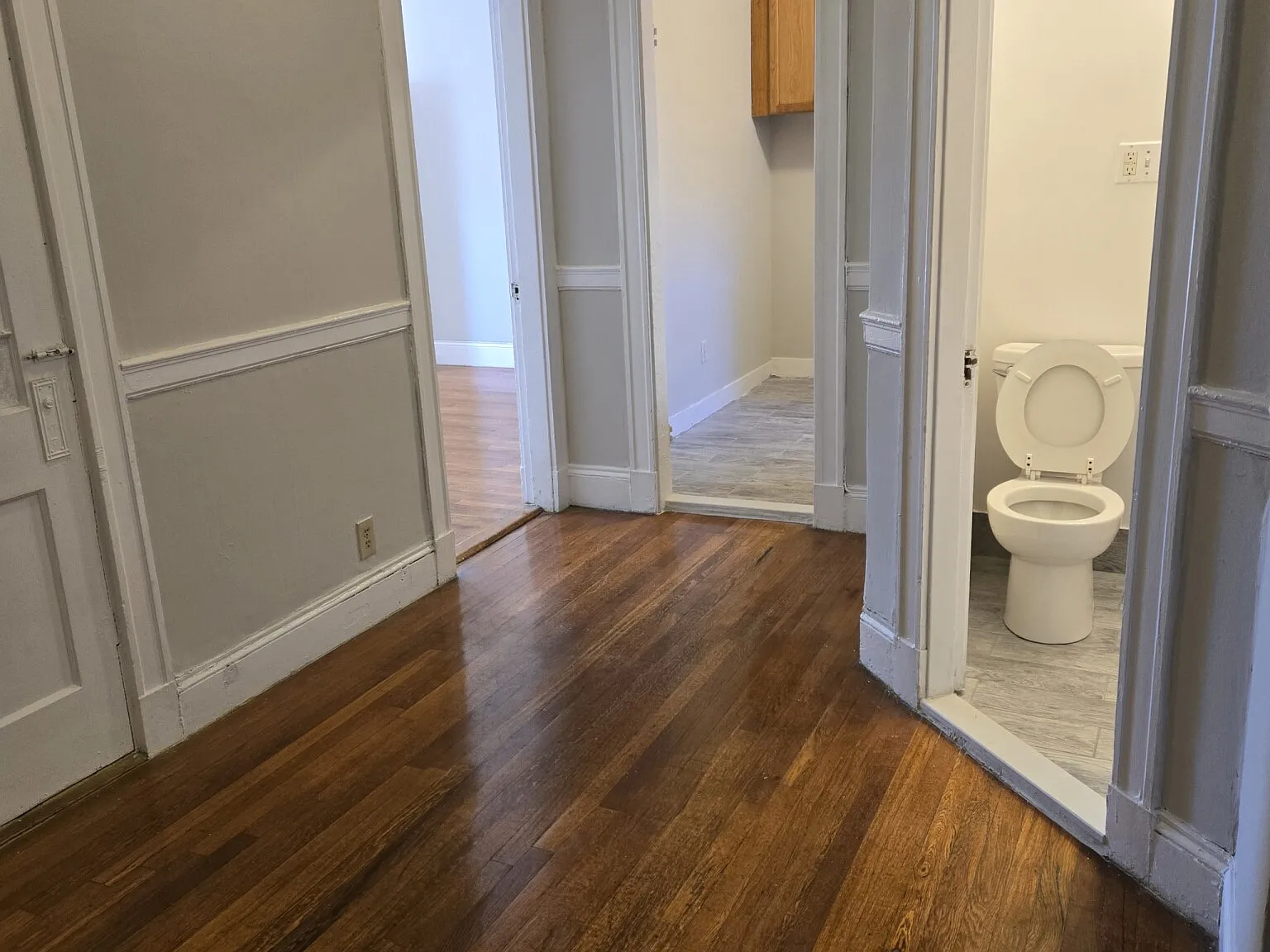 2 bed, 1.0 bath, $2,750 — Photo 3