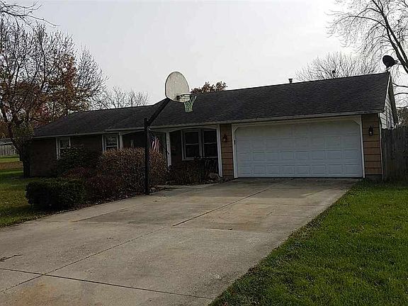 2nd image of 617 Maplewood Dr