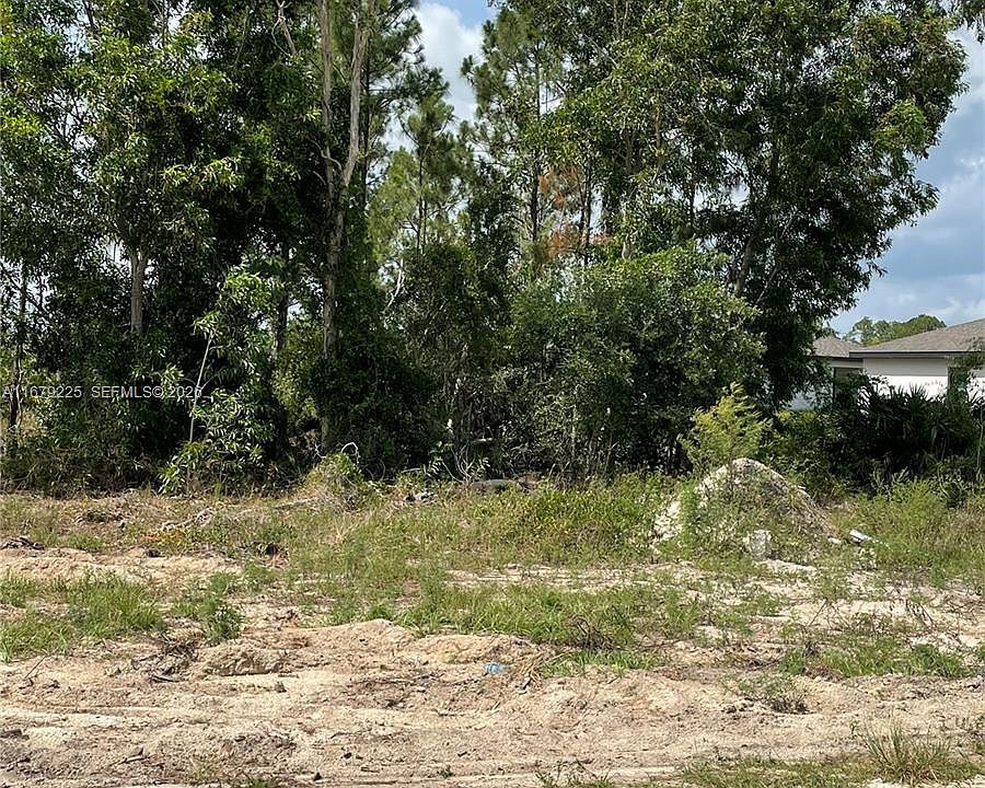 2nd image of 869 Winwood Cir