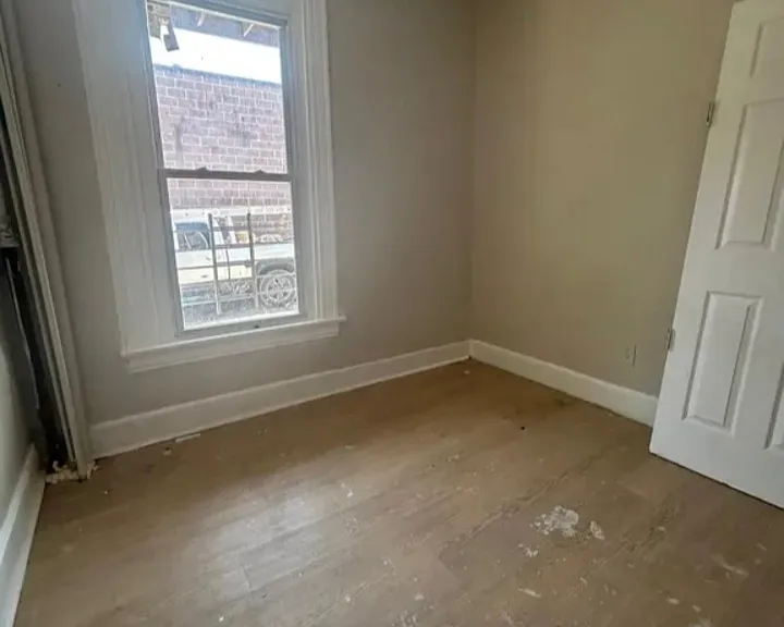 240 William St #L1 — Photo 2