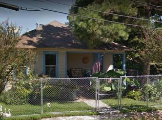 303 Lilac St, Houston, TX 77009