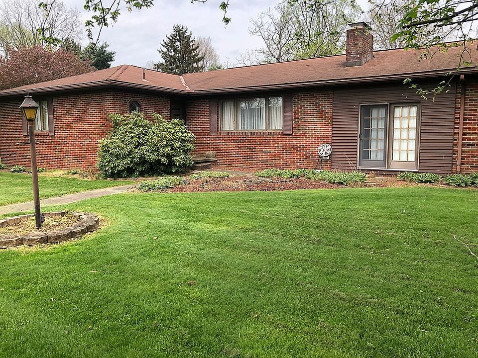 2nd image of 1807 Sunset Ln SE