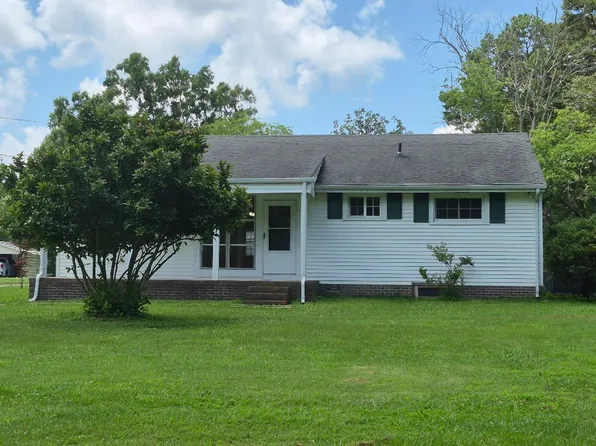219 Carter Blake Rd, Tullahoma, TN 37388