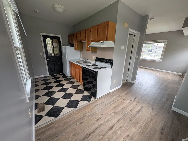 113 E Bennett St #A — Photo 5