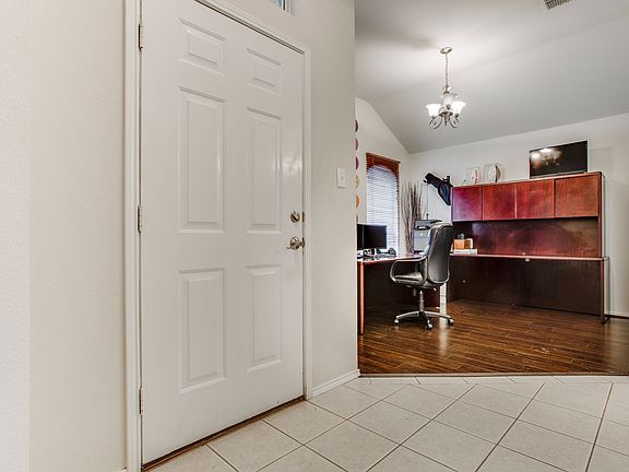 4th image of 2057 Falls Creek Dr