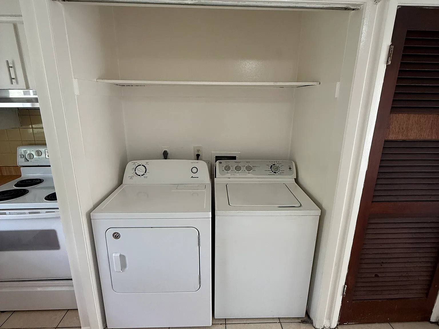 2 bed, 800 sqft, $1,249 — Photo 2