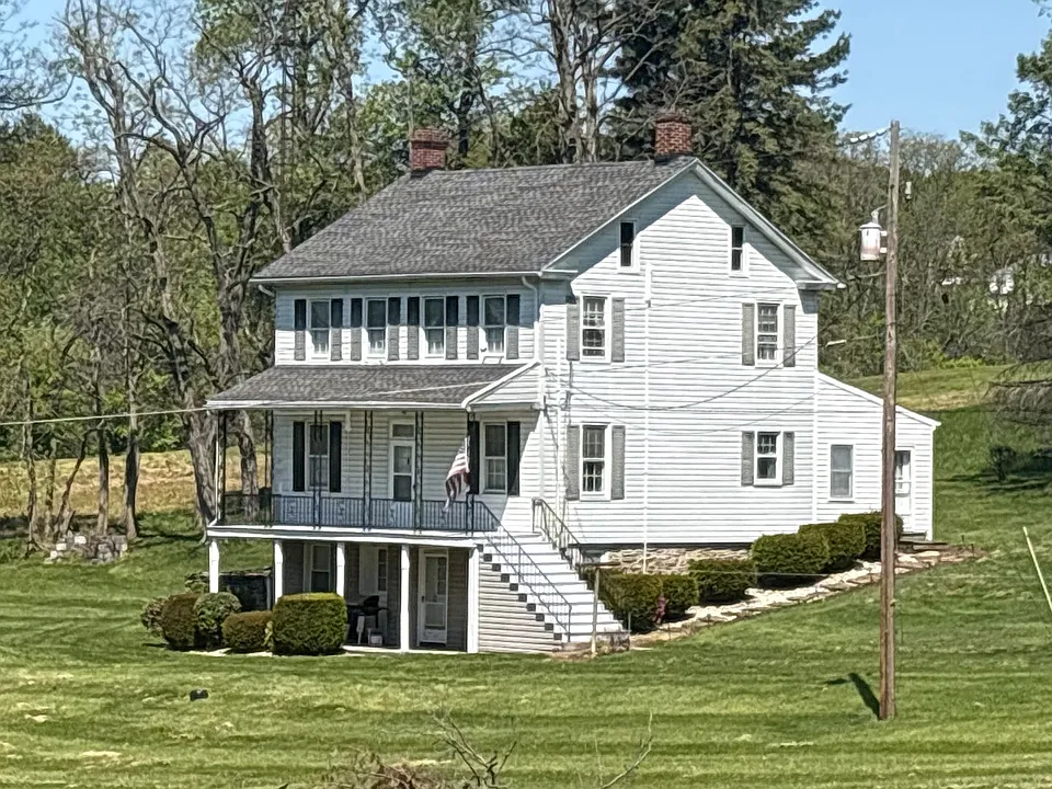 70 S Franklin St