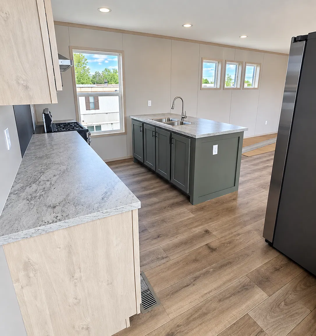 3 bed, 1008 sqft, $1,250 — Photo 3