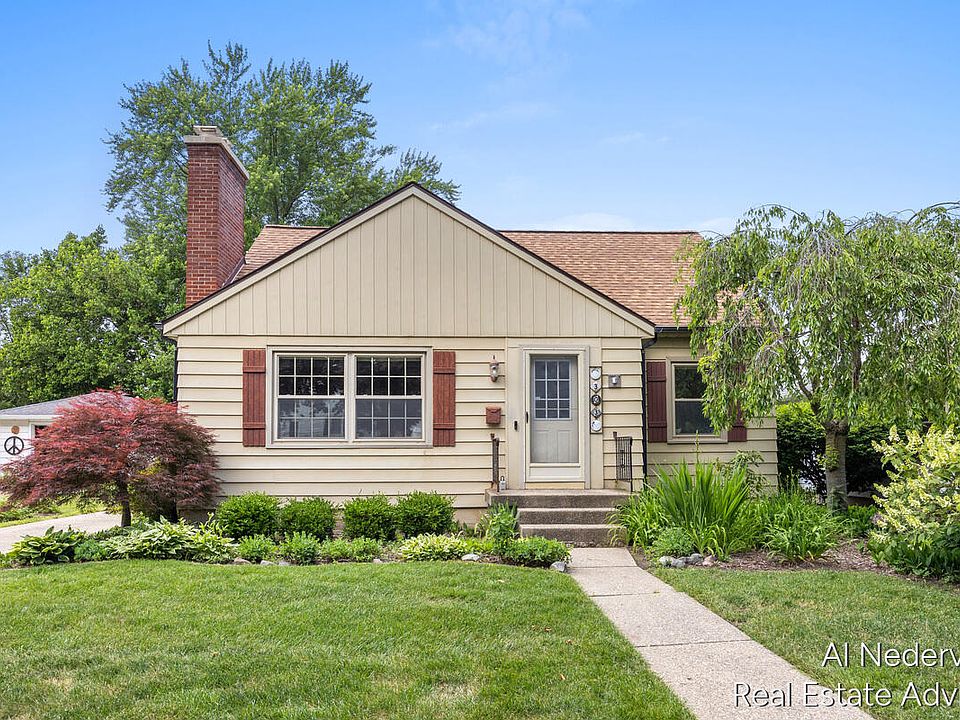 1st image of 303 Wallinwood Ave NE