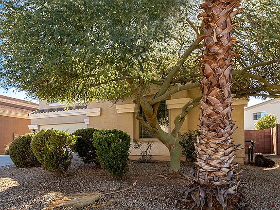 5th image of 3437 W Sunshine Butte Dr