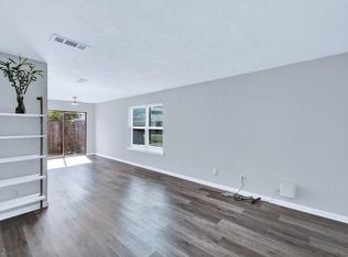 610 Ridgeline Dr, Hurst, TX 76053