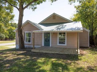 636 E Sears St, Denison, TX 75021