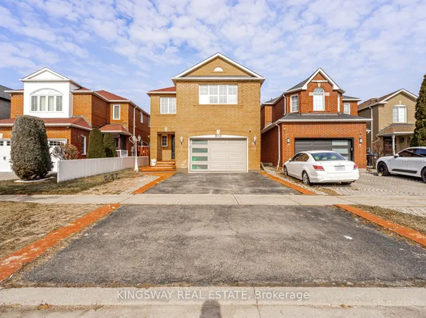 891 Stonebridge Ave, Mississauga, ON L5V 2L3