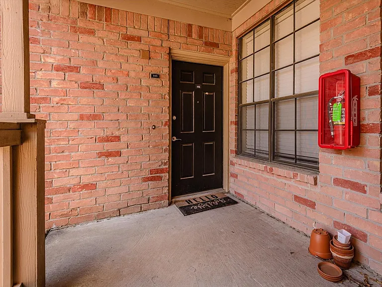 2255 Braeswood Park Dr #146 — Photo 23