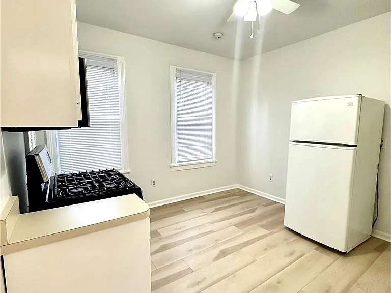 9 Hornbeck Ave — Photo 6