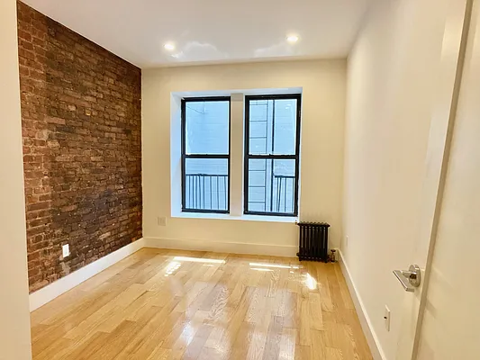 Rented by Corcoran | media 18