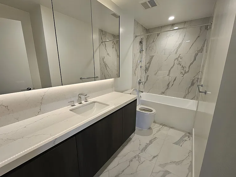 1475 Foster St #803 — Photo 31