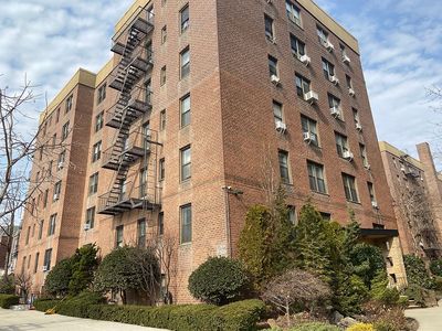 7259 Shore Rd APT 2K, Brooklyn, NY, 11209