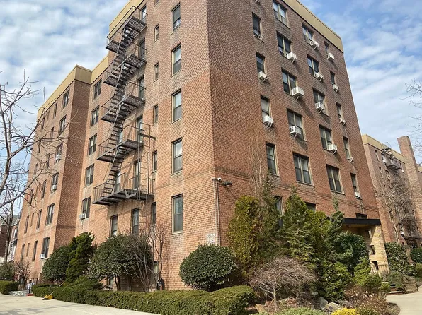 7259 Shore Rd APT 2K, Brooklyn, NY 11209