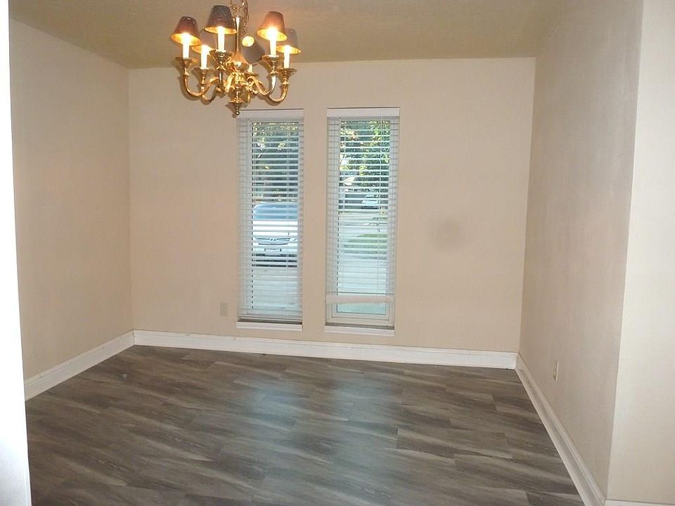 1st image of 15803 Sandy Hill Dr