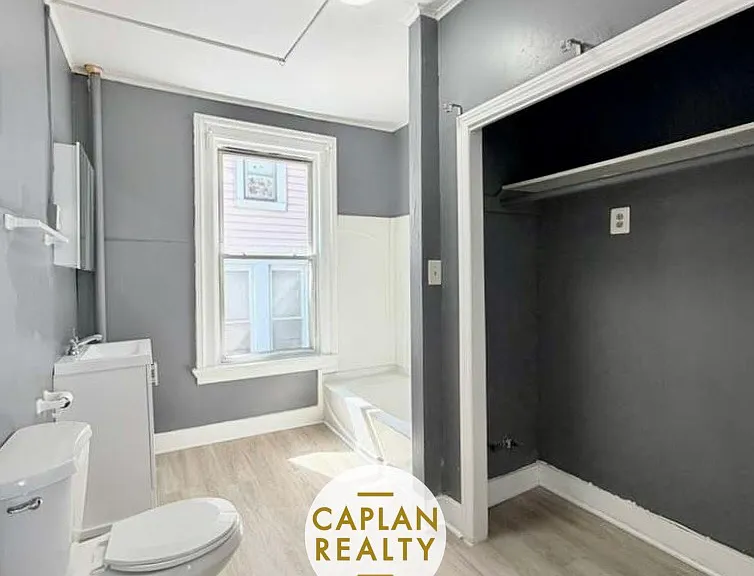 121 Spring St #O2 — Photo 7