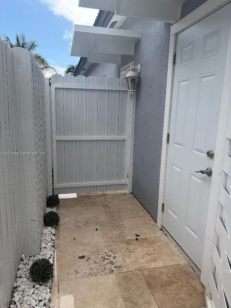Building Photo - 6803 SW 158th Ave #REAR