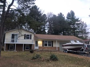 6101 Stewart Ct, Oscoda, MI 48750