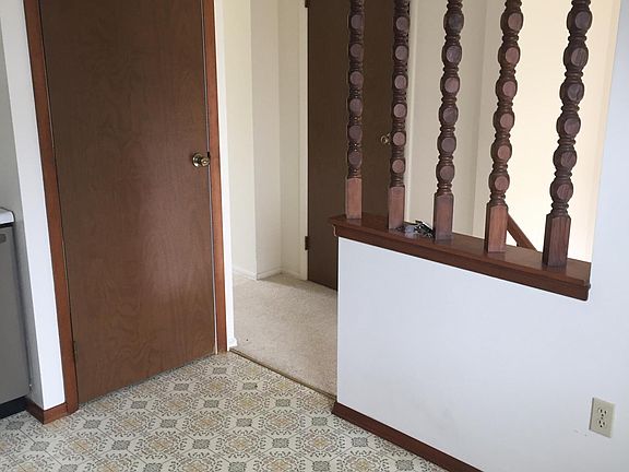 3rd image of 3101 Camberly Dr