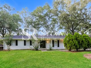 350 Lake Of Pines Dr, Jackson, MS 39206