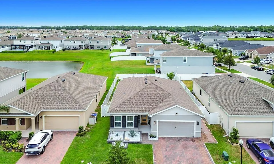 5589 Vigo Loop