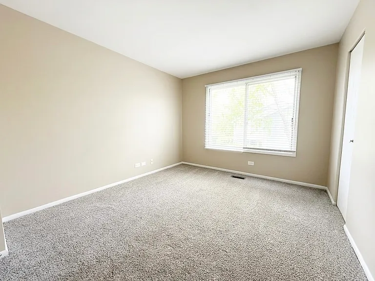 1344 Barclay Ln #1344 — Photo 12
