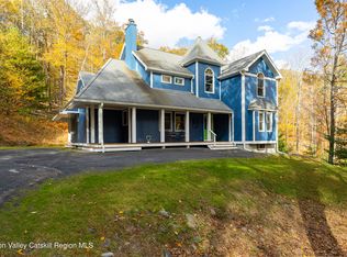 68 Cooper Hollow Rd, Bearsville, NY 12409