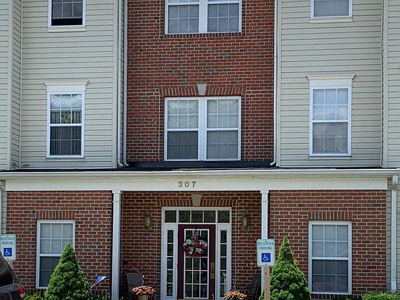 4th image of 307 Willrich Cir Unit 307G