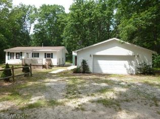 2611 Strand Rd, Muskegon, MI 49445