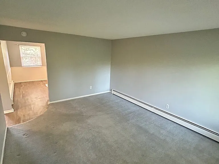 3379 Division Ave SW — Photo 9