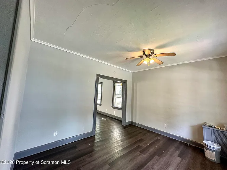 166 W Parker St — Photo 2