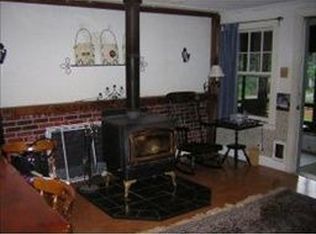 24 Grove Dr, Hampstead, NH 03841